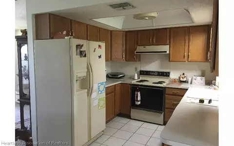 3924 Thunderbird Hill Cir, Sebring, FL 33872 photo 10
