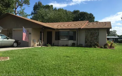 3924 Thunderbird Hill Cir, Sebring, FL 33872 photo 2