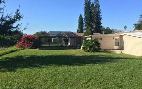 817 Killarney Dr, Sebring, FL 33870 photo 2