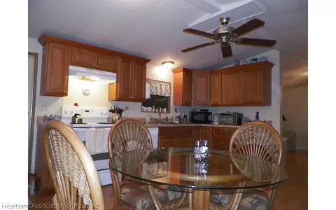 408 Pine Tree Ln, Sebring, FL 33872 photo 9