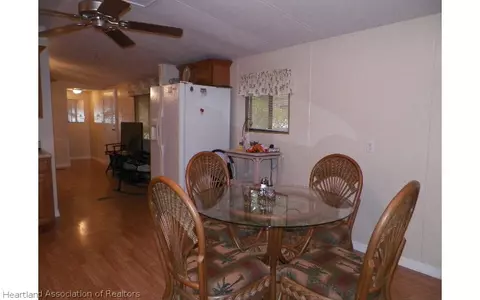 408 Pine Tree Ln, Sebring, FL 33872 photo 8