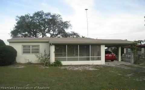 403 Thomas Ave, Frostproof, FL 33843 photo 1