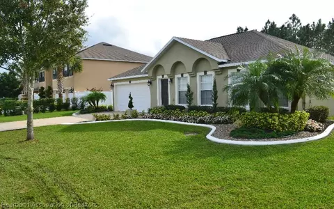 4613 Tarrega St, Sebring, FL 33872 photo 2