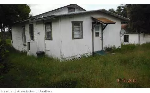 326 E 8th St, Frostproof, FL 33843 photo 9