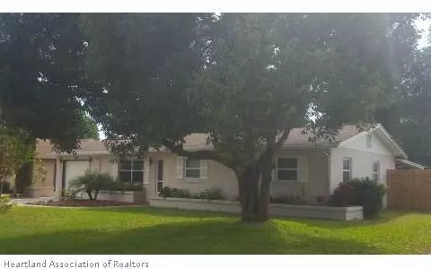 212 Robin Ave, Sebring, FL 33870 photo 1