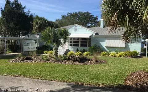 1401 Crescent Dr, Sebring, FL 33870 photo 1