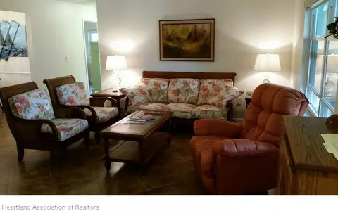 2718 Summit Dr, Sebring, FL 33870 photo 3