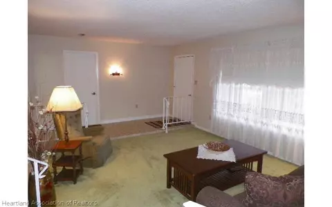 8316 Pine Glen Rd, Sebring, FL 33870 photo 9