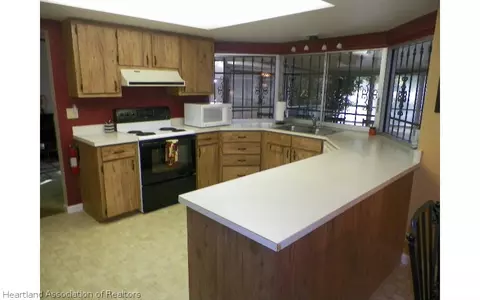 8316 Pine Glen Rd, Sebring, FL 33870 photo 6