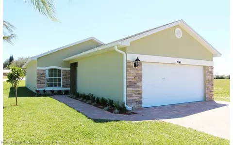 1641 Marble St, Sebring, FL 33870 photo 1