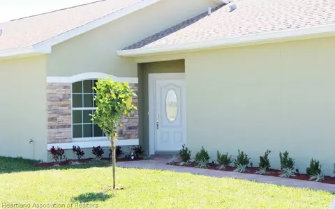 1641 Marble St, Sebring, FL 33870 photo 2