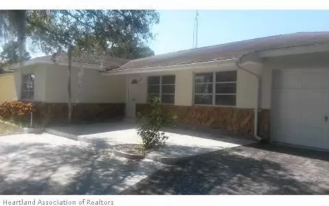4630 Lakeview Dr, Sebring, FL 33870 photo 2