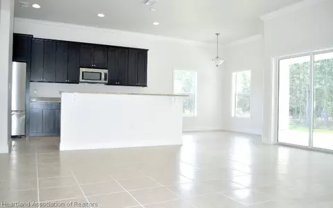 871 Letitia Dr, Sebring, FL 33872 photo 5