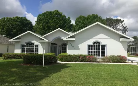 2905 Wynstone Dr, Sebring, FL 33875 photo 1