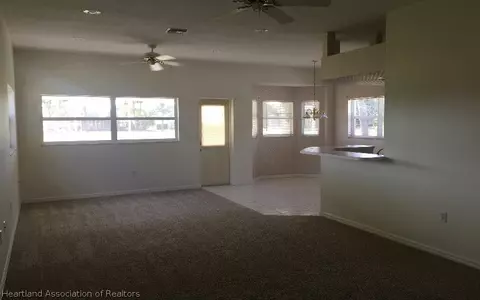2905 Wynstone Dr, Sebring, FL 33875 photo 5