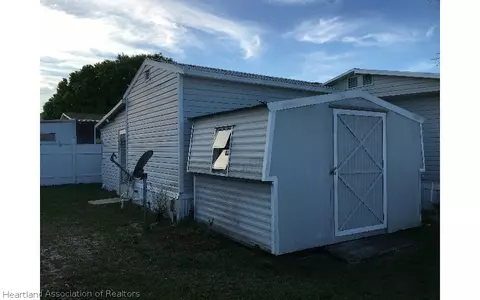 2037 E Robin Ave, Sebring, FL 33870 photo 22