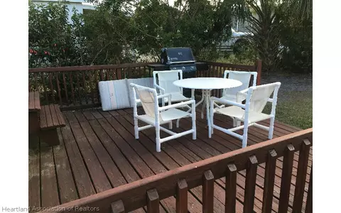 2037 E Robin Ave, Sebring, FL 33870 photo 6
