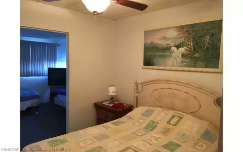 2037 E Robin Ave, Sebring, FL 33870 photo 9