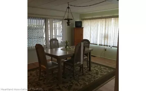 2037 E Robin Ave, Sebring, FL 33870 photo 15