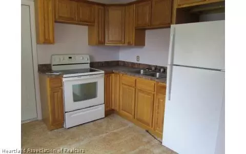 204 Robin Ave, Sebring, FL 33870 photo 3