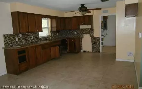 1420 Killarney Dr, Sebring, FL 33870 photo 4