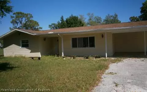 1420 Killarney Dr, Sebring, FL 33870 photo 1