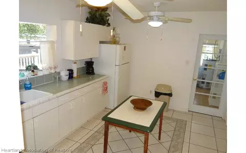 326 Mi-la-kee Ave, Sebring, FL 33870 photo 3