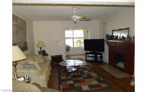 326 Mi-la-kee Ave, Sebring, FL 33870 photo 2