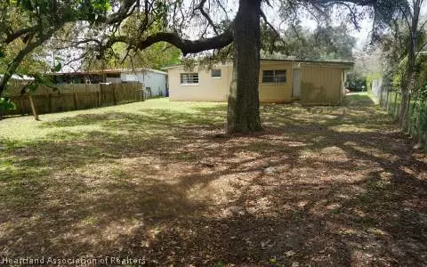150 Overocker Cir, Frostproof, FL 33843 photo 5
