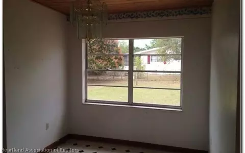 909 E Fairview Rd, Sebring, FL 33870 photo 12