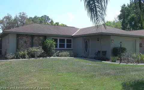 7204 Honeysuckle Dr, Sebring, FL 33870 photo 1