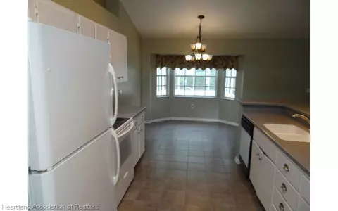 4218 Mandarin Rd, Sebring, FL 33872 photo 5