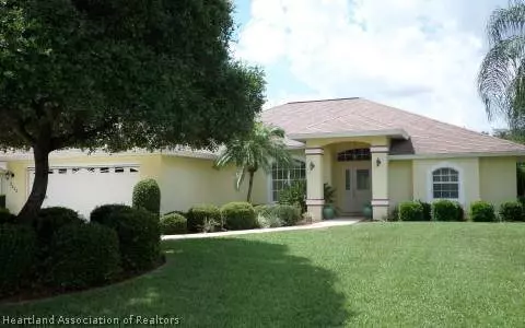 2432 Manor Dr, Sebring, FL 33872 photo 1