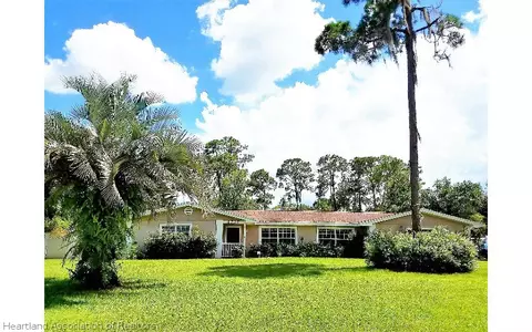 3705 Golfview Rd, Sebring, FL 33875 photo 1