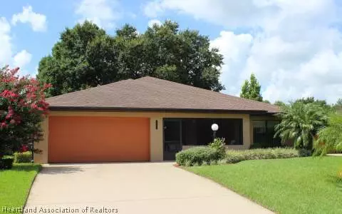 3020 Summertree Dr, Sebring, FL 33872 photo 1