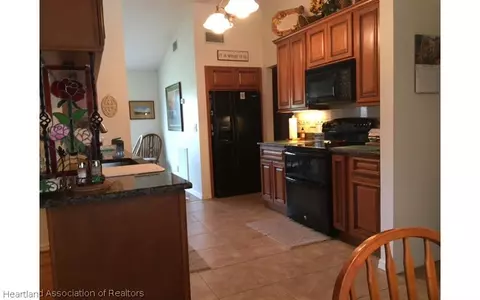 3319 Monza Dr, Sebring, FL 33872 photo 3