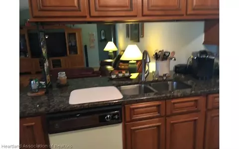 3319 Monza Dr, Sebring, FL 33872 photo 4