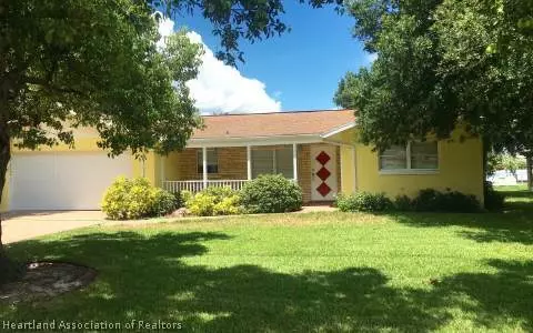 640 Killarney Dr, Sebring, FL 33870 photo 1