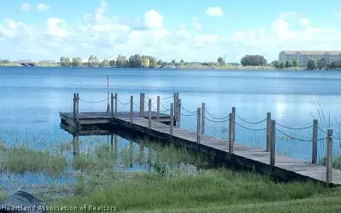 640 Killarney Dr, Sebring, FL 33870 photo 2
