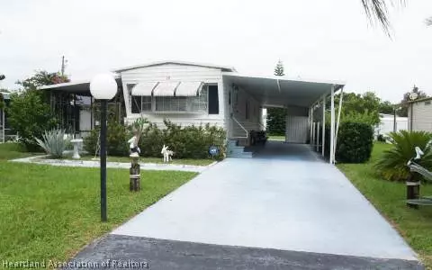 1726 E Robin Ave, Sebring, FL 33870 photo 1