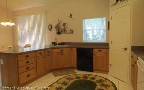 4627 Pebble Beach Dr, Sebring, FL 33872 photo 2