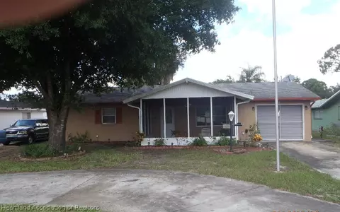 231 Thrush Ave, Sebring, FL 33870 photo 2