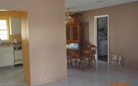 231 Thrush Ave, Sebring, FL 33870 photo 3