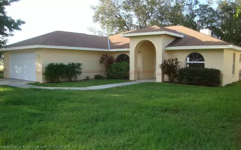 500 Summit Dr, Sebring, FL 33870 photo 1