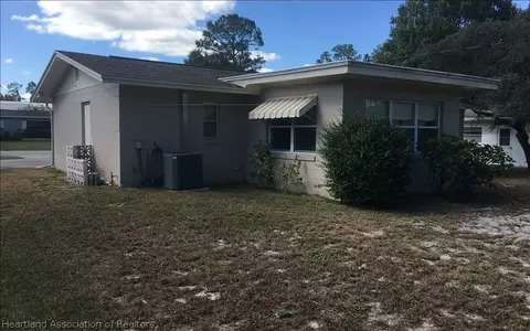 104 Pinehurst Rd, Sebring, FL 33870 photo 16