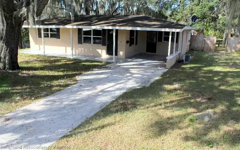 1412 Stenewahee Ave, Sebring, FL 33870 photo 1