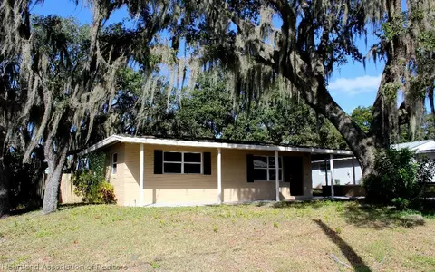 1412 Stenewahee Ave, Sebring, FL 33870 photo 4