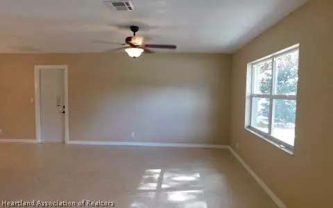 209 Jay Ave, Sebring, FL 33870 photo 9