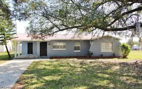 503 Walter Ave, Frostproof, FL 33843 photo 1