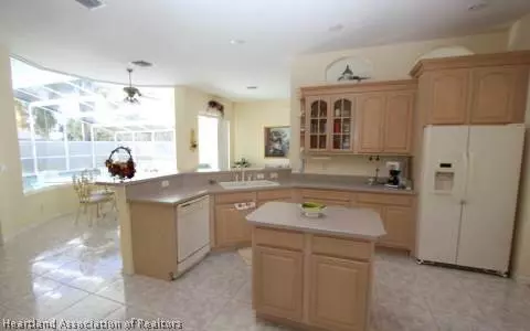 5209 Angelo Cir, Sebring, FL 33872 photo 11